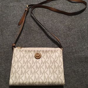 Michael Kors Crossbody